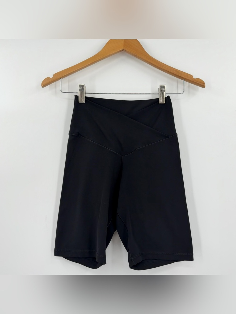 Aerie OFFLINE Real Me Black Crossover High Rise 7” Bike Shorts Size M yoga gym